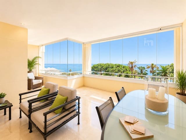 2 chambre Appartement à vendre à Cabopino, Marbella avec piscine garage - 925 000 € (Ref: 9895260)