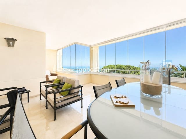 2 makuuhuone Huoneisto myytävänä paikassa Cabopino, Marbella mukana uima-altaan 
autotalli - 925 000 € (Ref: 9895260)