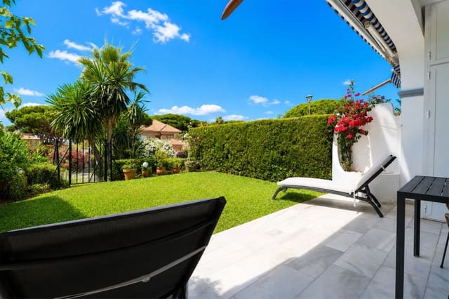 3 makuuhuone Paritalo myytävänä paikassa Cabopino, Marbella mukana uima-altaan 
autotalli - 859 900 € (Ref: 9922919)