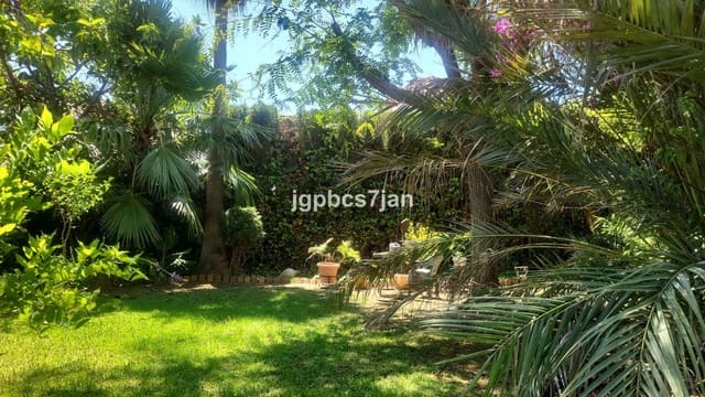 4 sypialnia Dom blizniak na sprzedaż w Riviera del Sol, Mijas z basenem garażem - 620 000 € (Ref: 9950801)