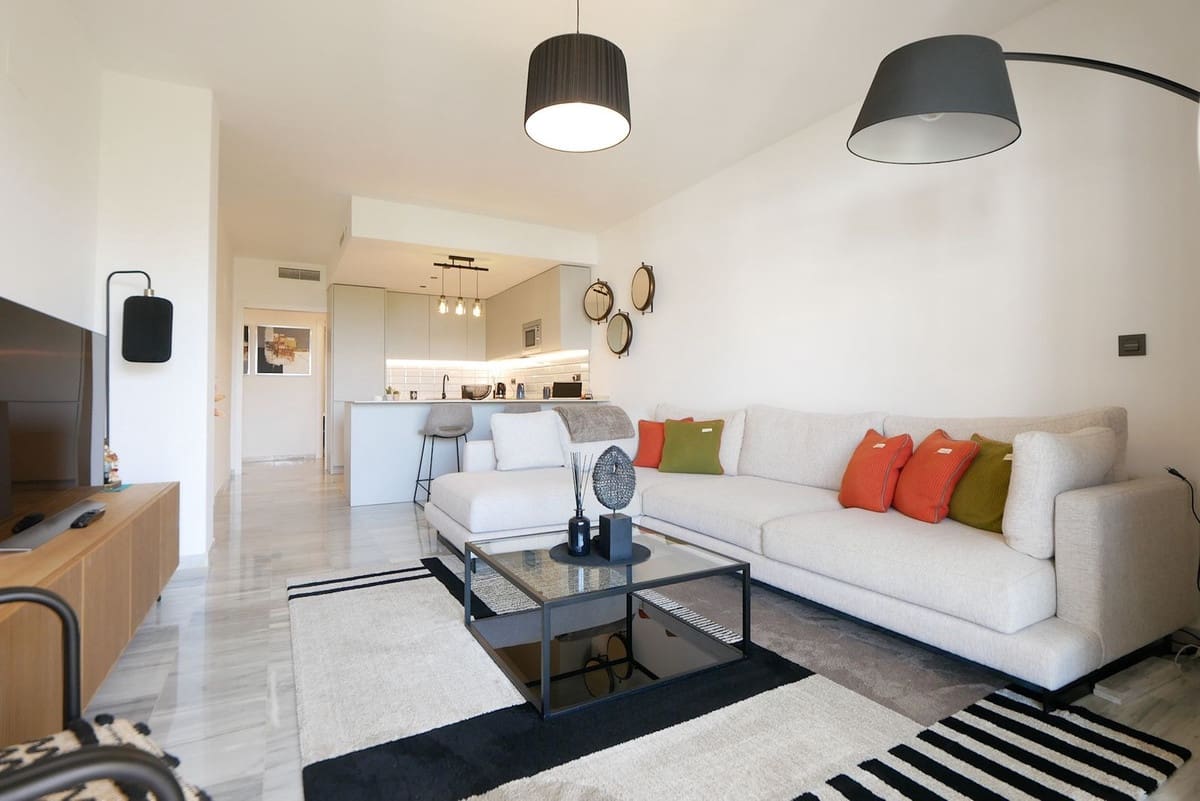 3 Zimmer Apartment zu verkaufen in Cabopino mit Pool Garage - 598.900 € (Ref: 9965790)