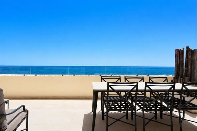 5 soverom Penthouse til salgs i Cabopino, Marbella med svømmebasseng garasje - € 1 925 000 (Ref: 9966080)
