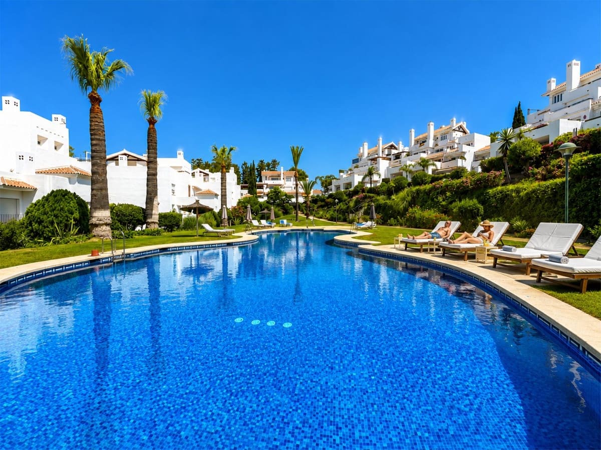 2 camera da letto Appartamento in vendita in Los Monteros con piscina - 1.390.000 € (Rif: 9995435)