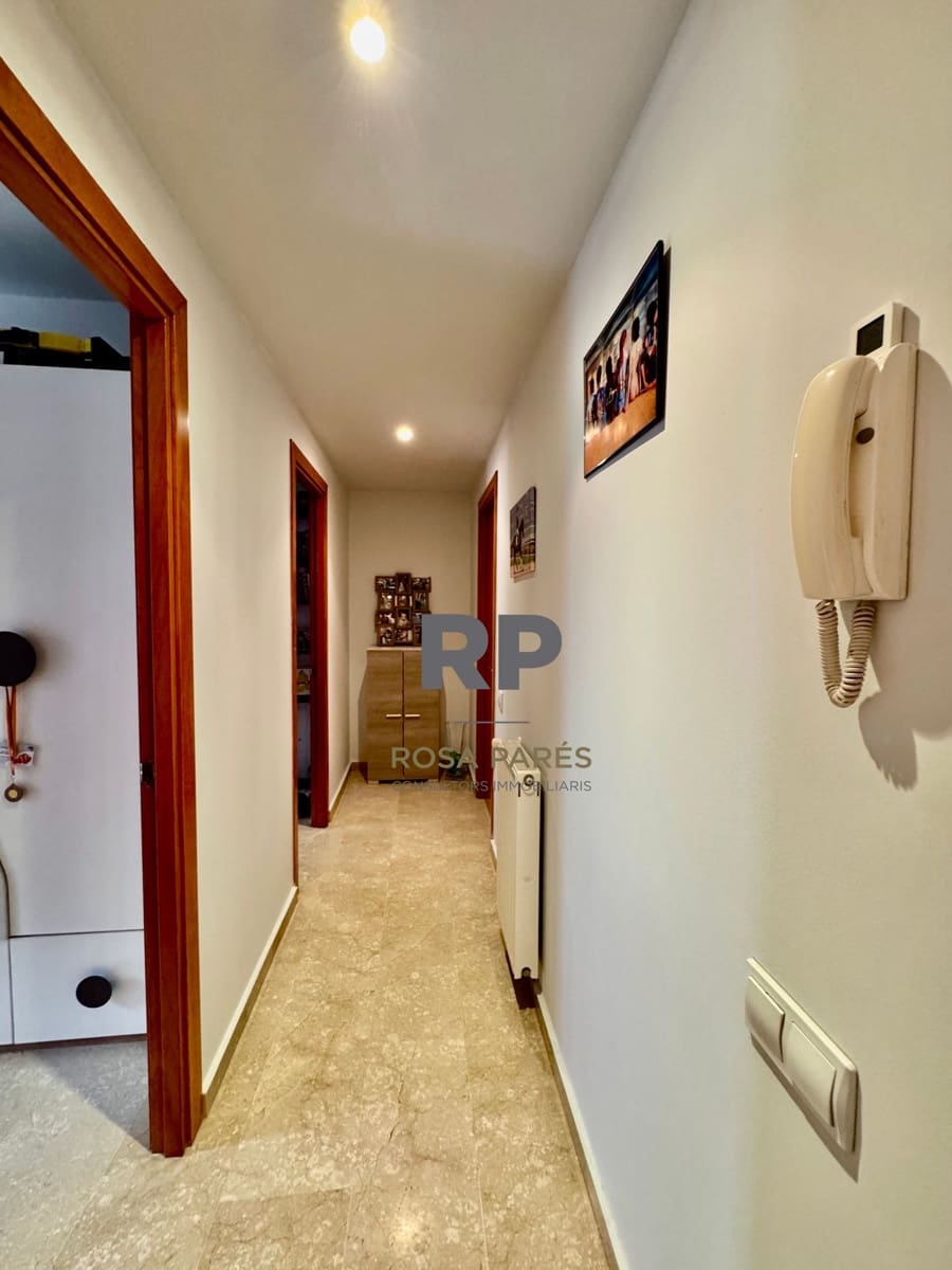 3 soveværelse Villa til salg i Tona med garage - € 300.000 (Ref: 1873815)