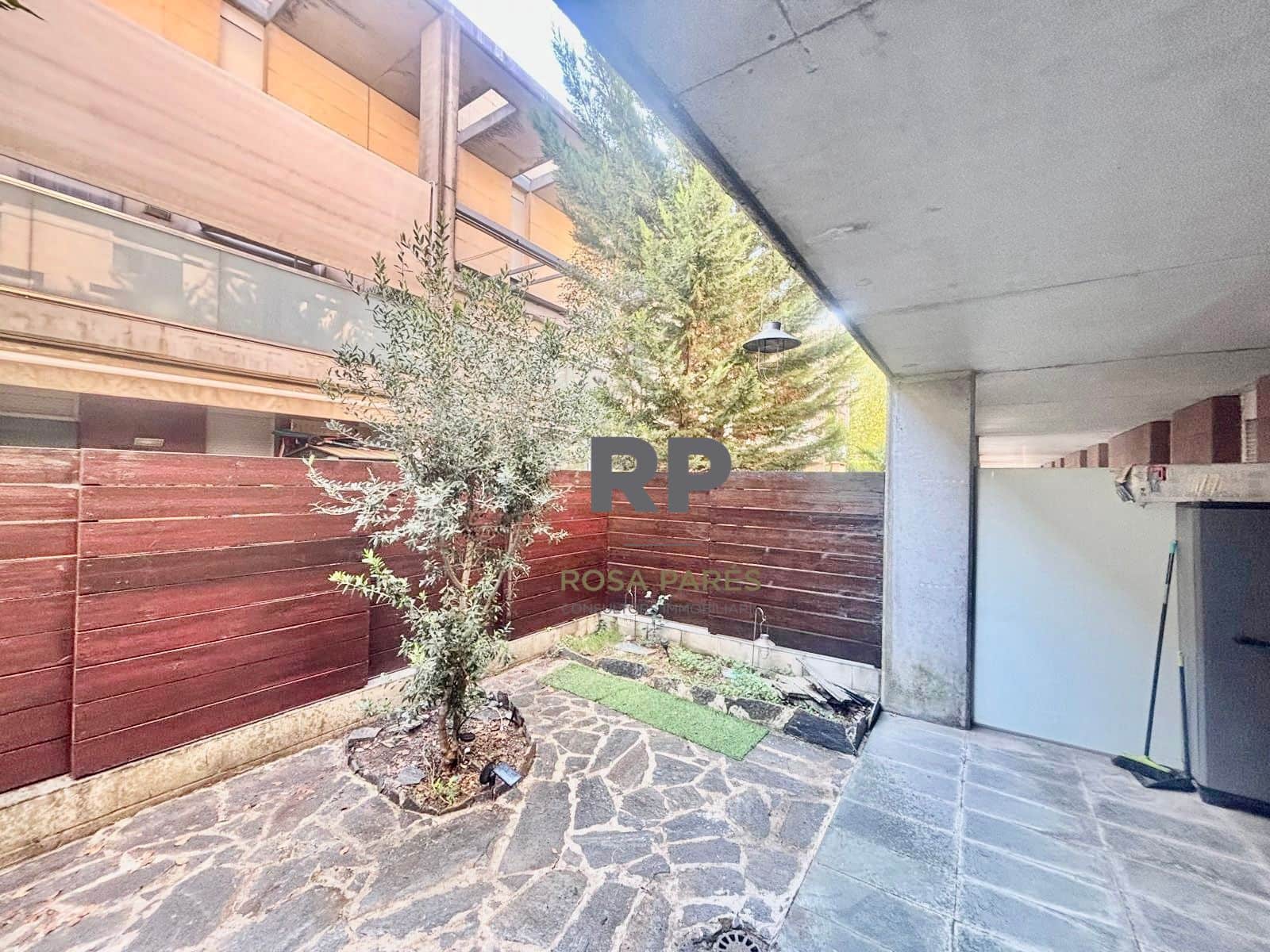 3 soveværelse Villa til salg i Tona med garage - € 300.000 (Ref: 1873815)