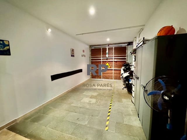 3 soveværelse Villa til salg i Tona med garage - € 300.000 (Ref: 1873815)