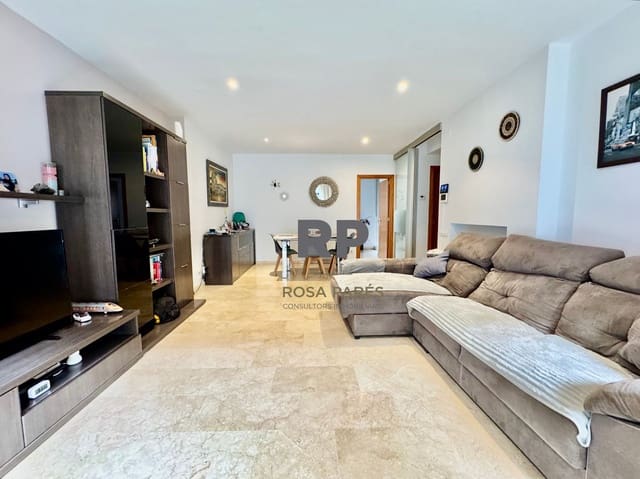 3 soveværelse Villa til salg i Tona med garage - € 300.000 (Ref: 1873815)