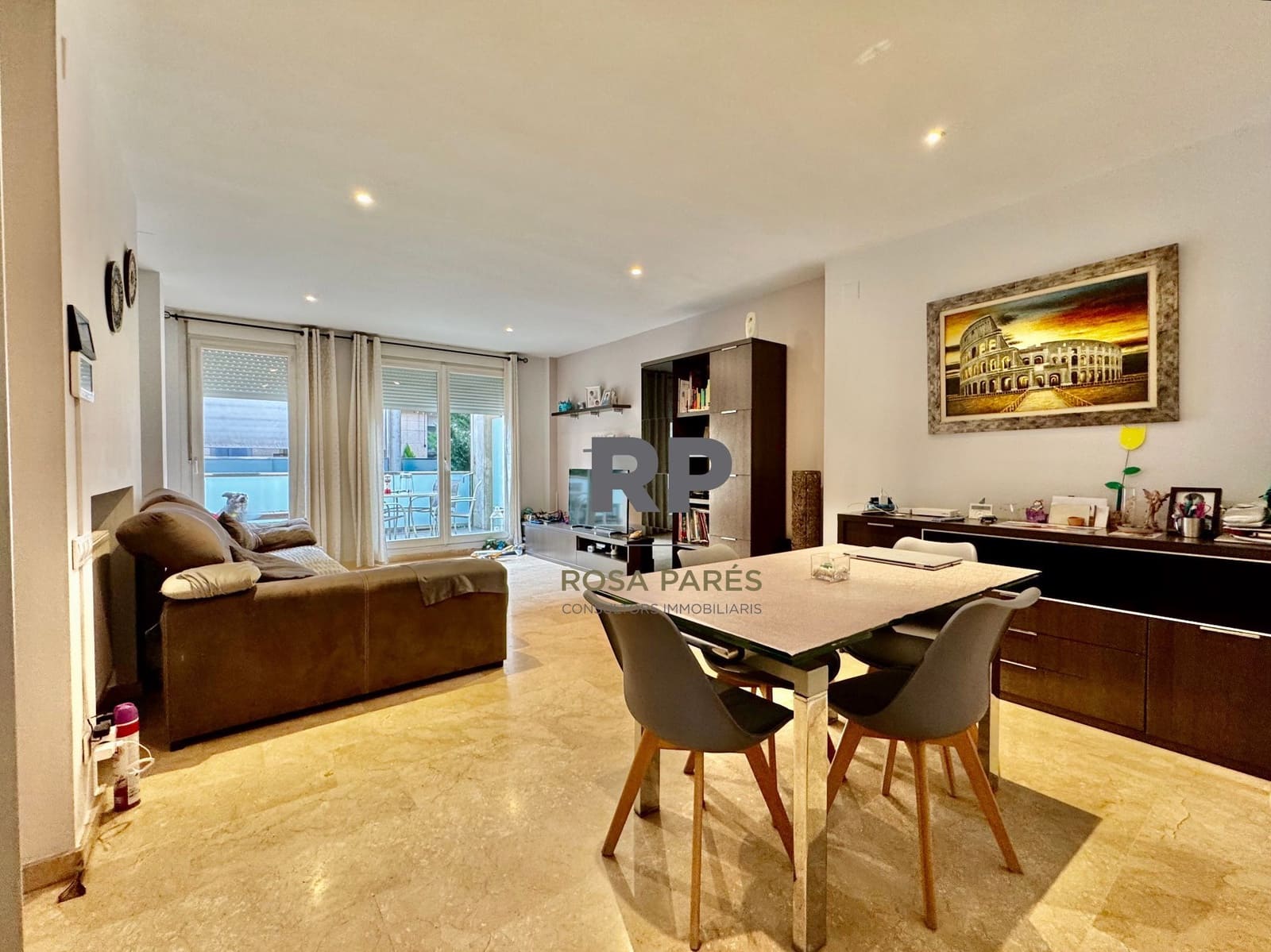 3 soveværelse Villa til salg i Tona med garage - € 300.000 (Ref: 1873815)