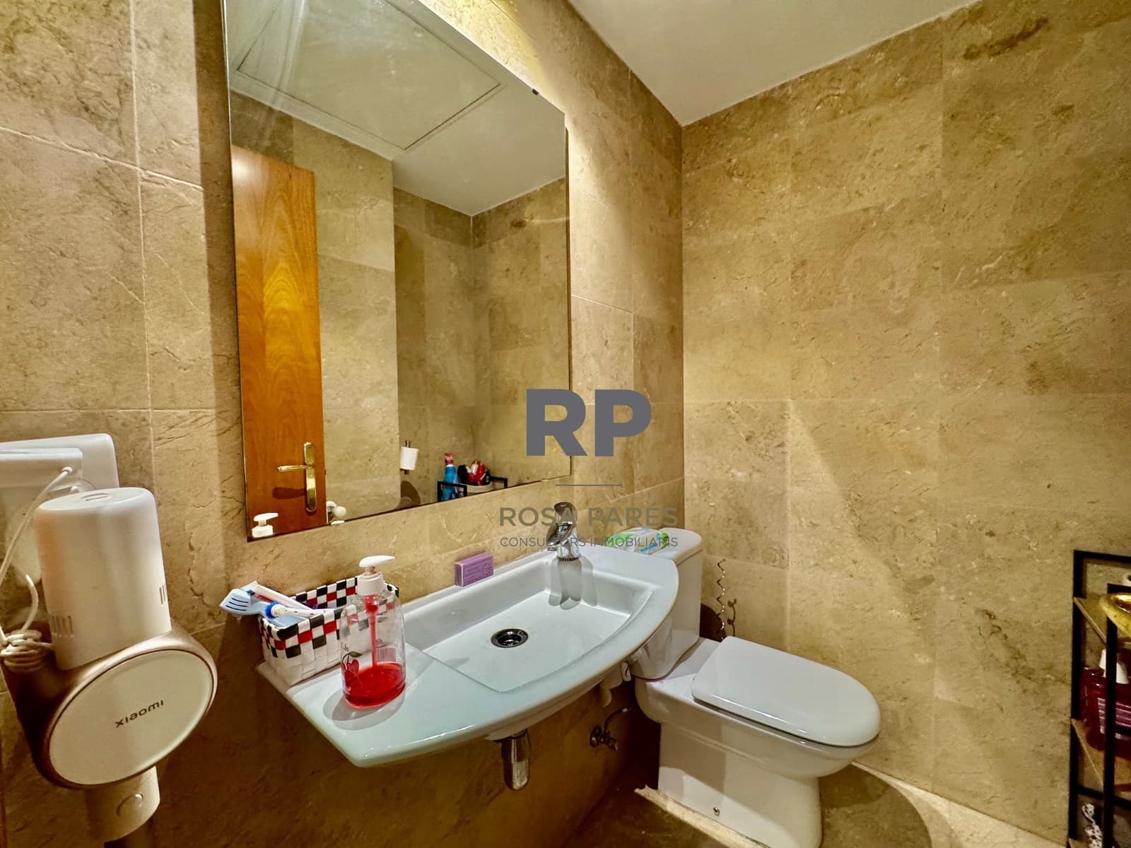 3 soveværelse Villa til salg i Tona med garage - € 300.000 (Ref: 1873815)