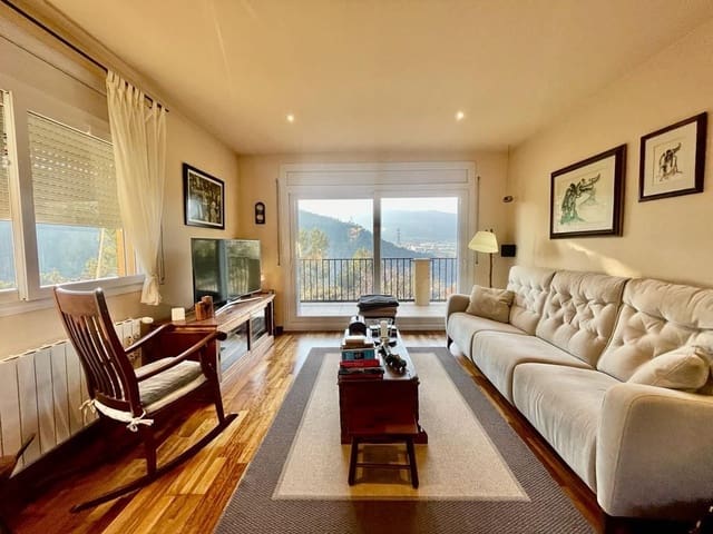 4 soveværelse Villa til salg i Seva med garage - € 395.000 (Ref: 5057771)