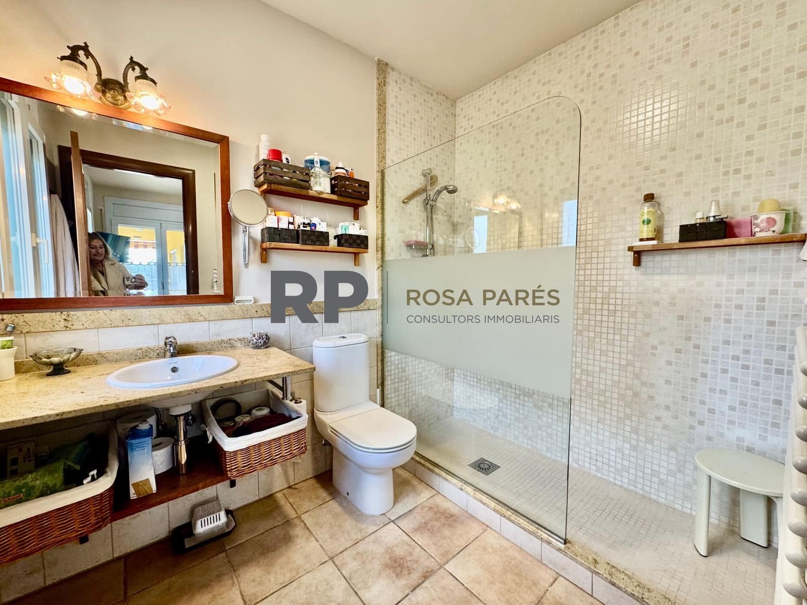 4 soveværelse Villa til salg i Seva med garage - € 395.000 (Ref: 5057771)