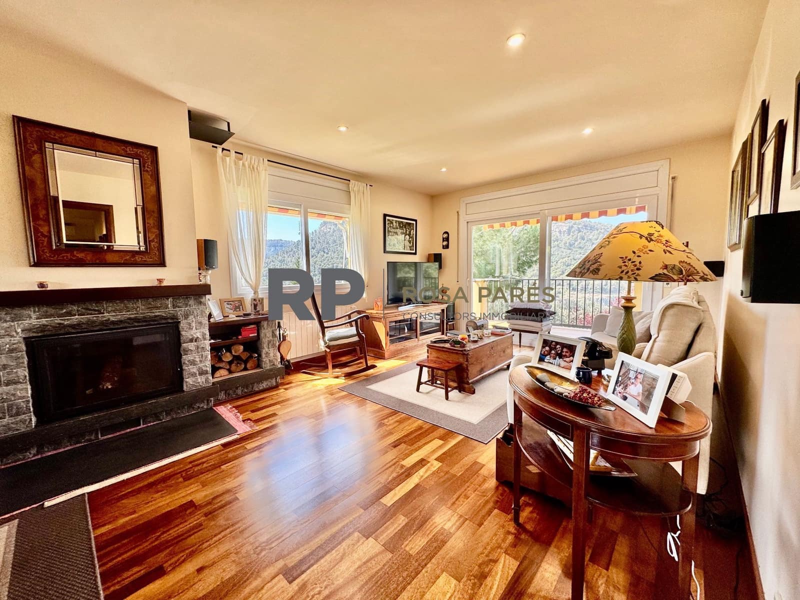 4 soveværelse Villa til salg i Seva med garage - € 395.000 (Ref: 5057771)