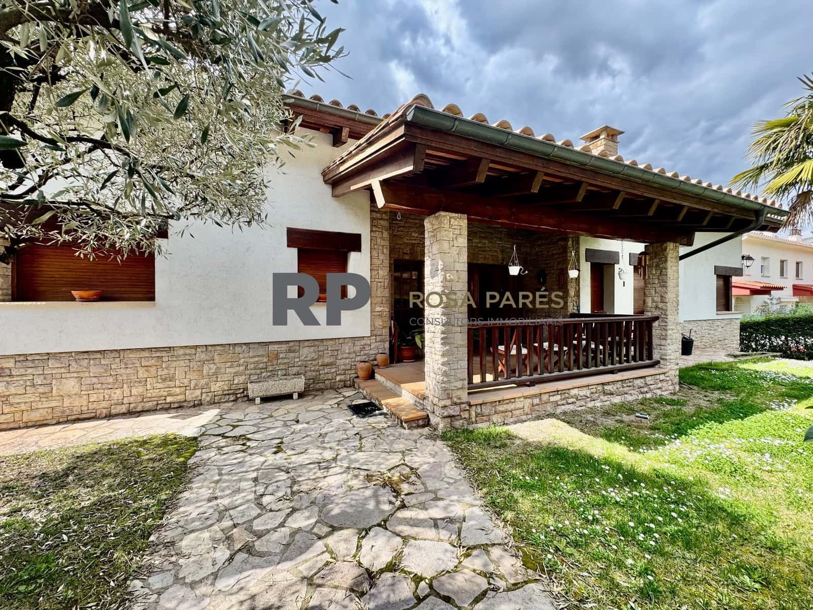 4 sypialnia Willa na sprzedaż w Aiguafreda z garażem - 585 000 € (Ref: 9403666)