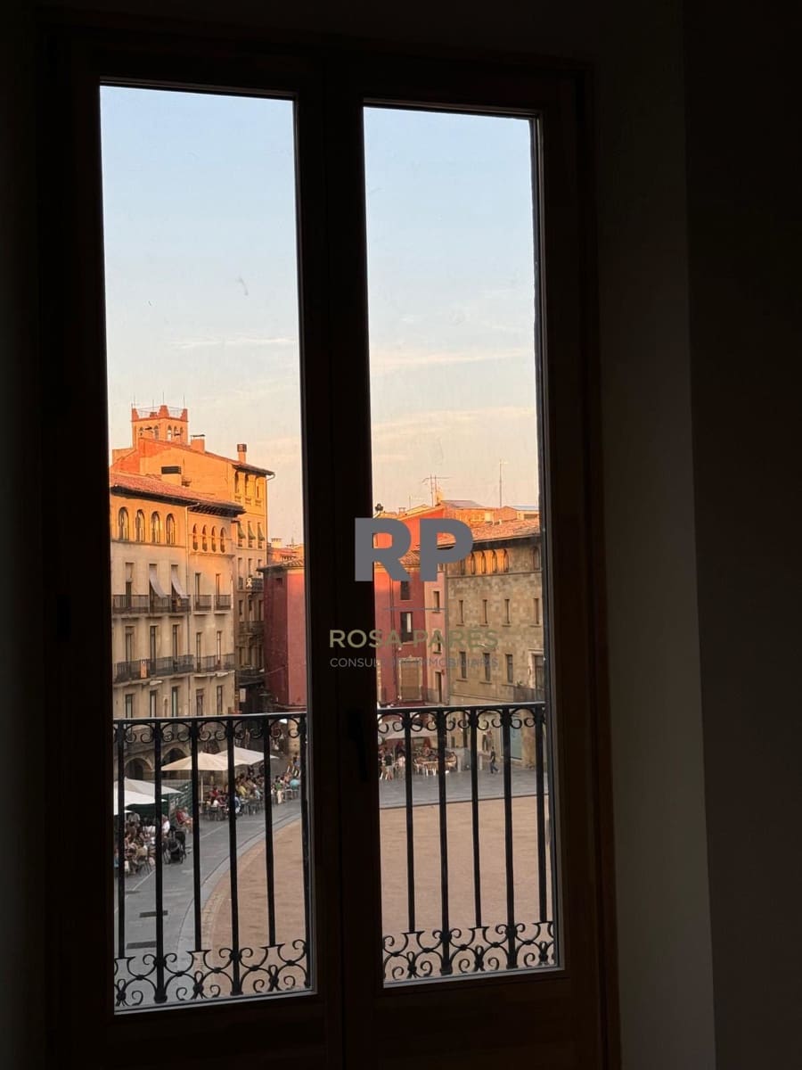 1 bedroom Flat for sale in Vic - € 220,000 (Ref: 9403667)