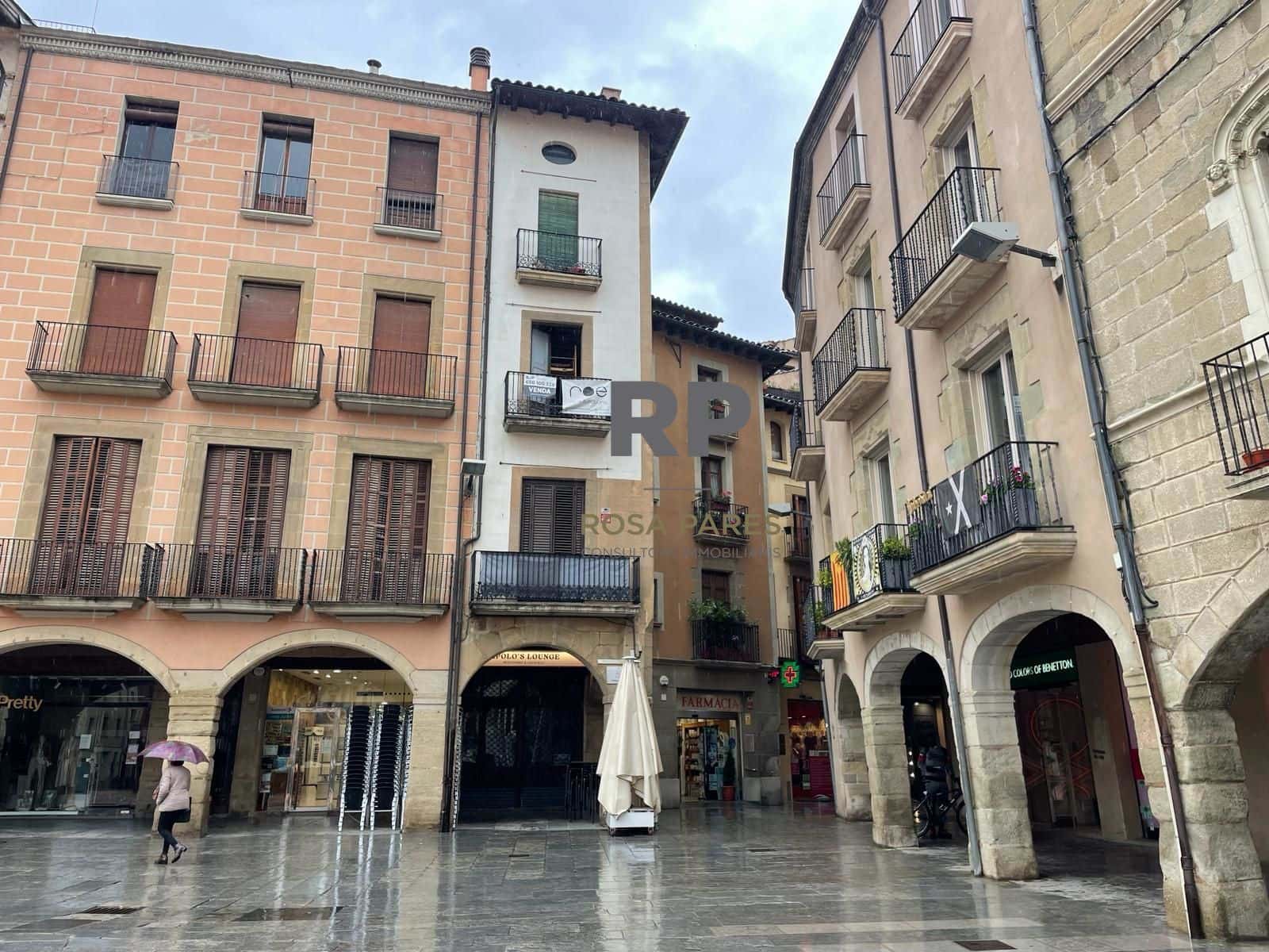 1 bedroom Flat for sale in Vic - € 220,000 (Ref: 9403667)