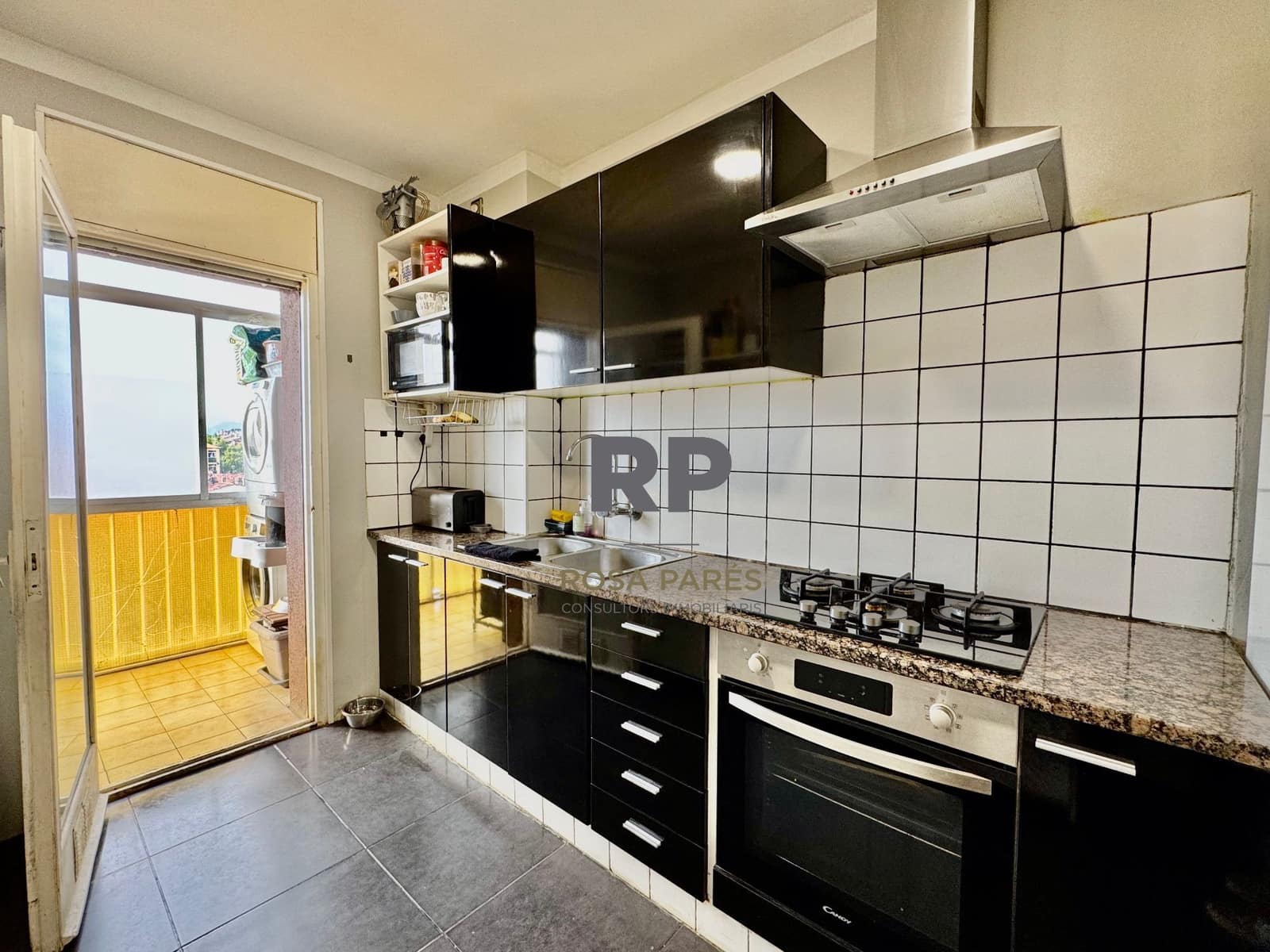 3 bedroom Flat for sale in Vic - € 160,000 (Ref: 9403670)