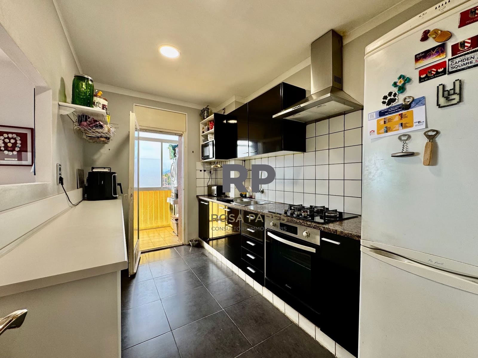 3 bedroom Flat for sale in Vic - € 160,000 (Ref: 9403670)