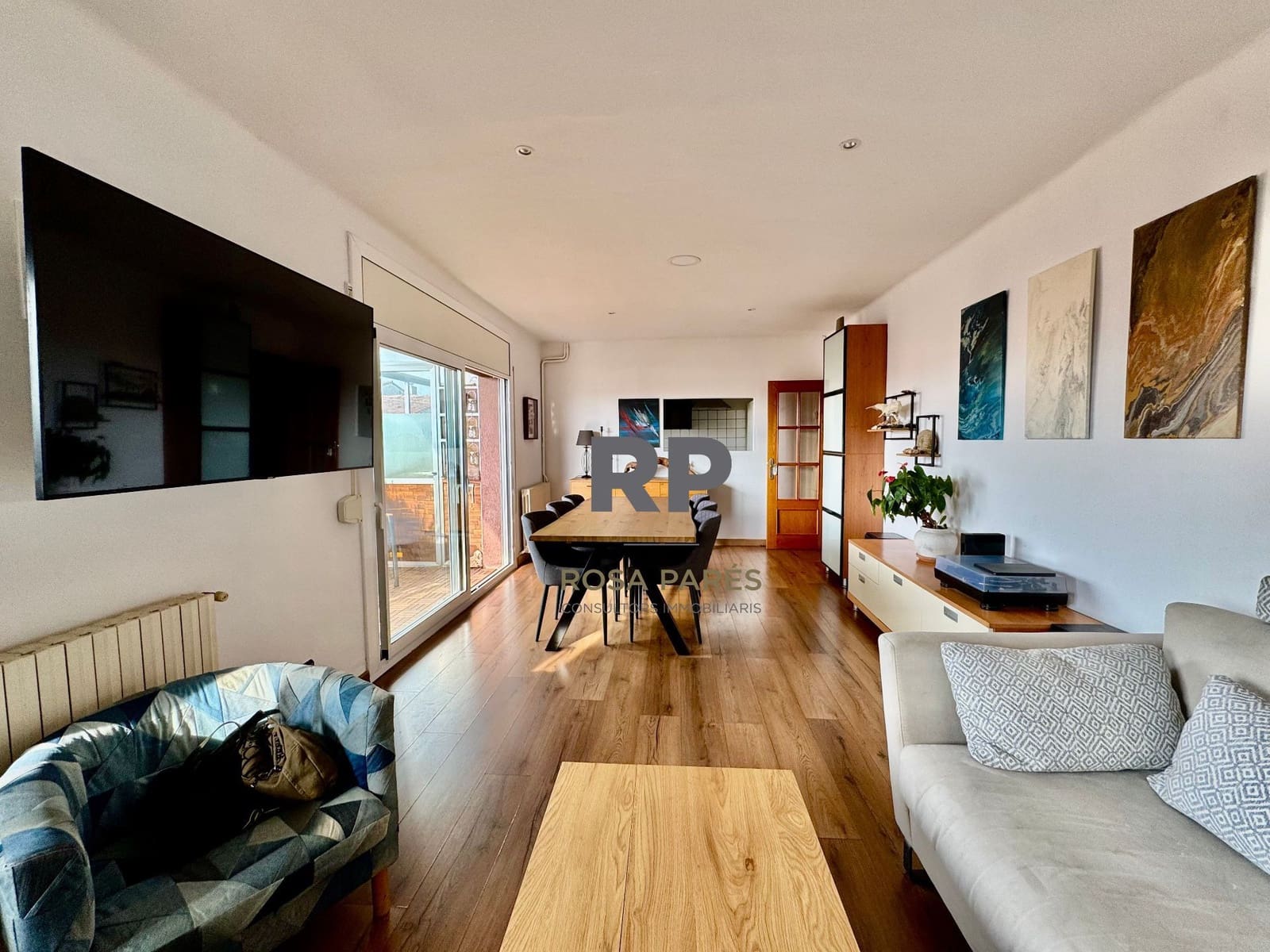 3 bedroom Flat for sale in Vic - € 160,000 (Ref: 9403670)