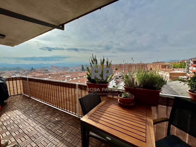 3 makuuhuone Asunto myytävänä paikassa Vic - 160 000 € (Ref: 9403670)