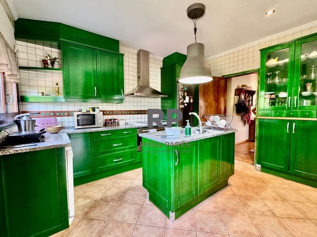 5 soveværelse Villa til salg i Aiguafreda med swimmingpool garage - € 450.000 (Ref: 9403676)