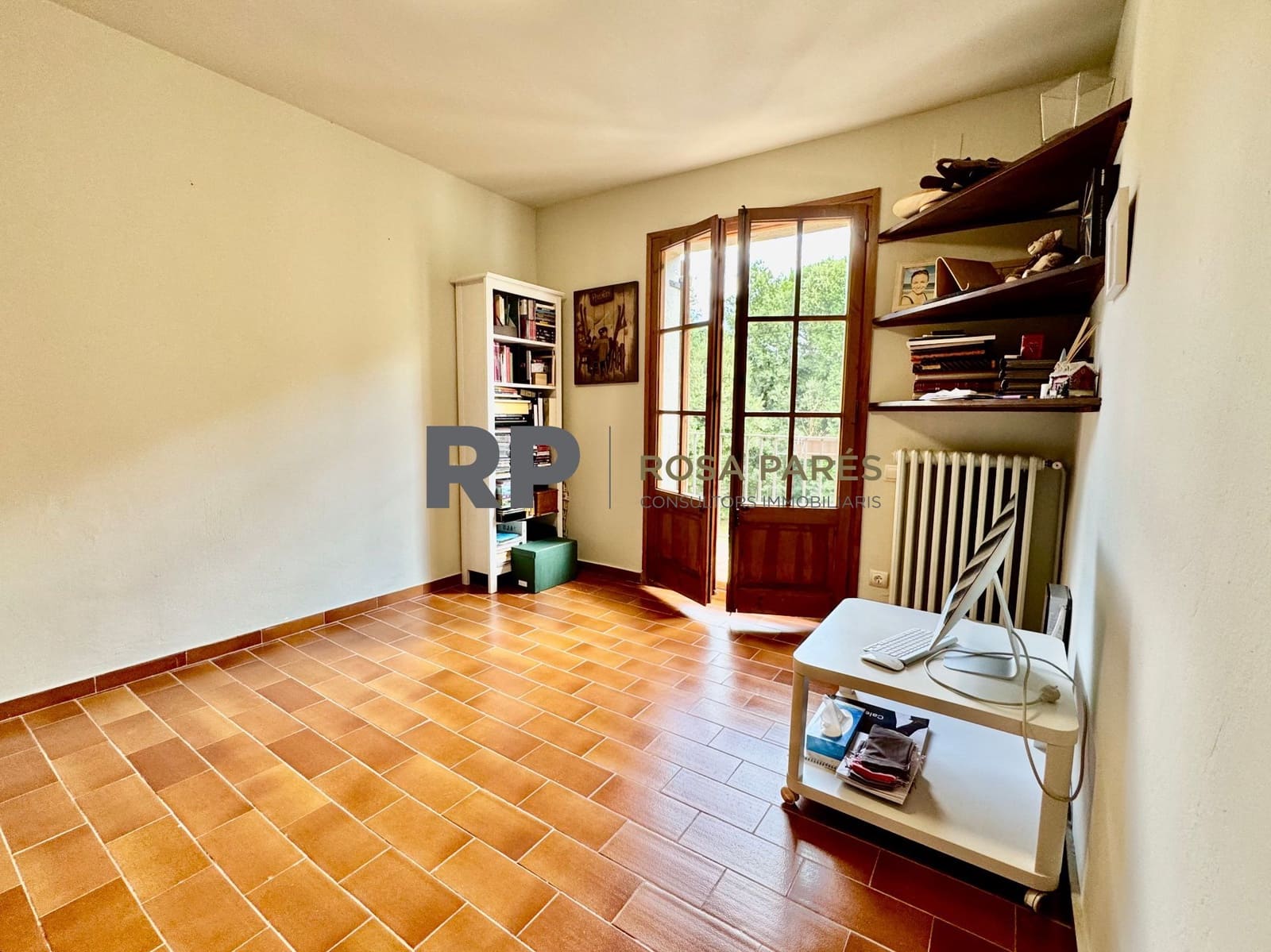 6 soveværelse Villa til salg i Seva med garage - € 570.000 (Ref: 9403677)