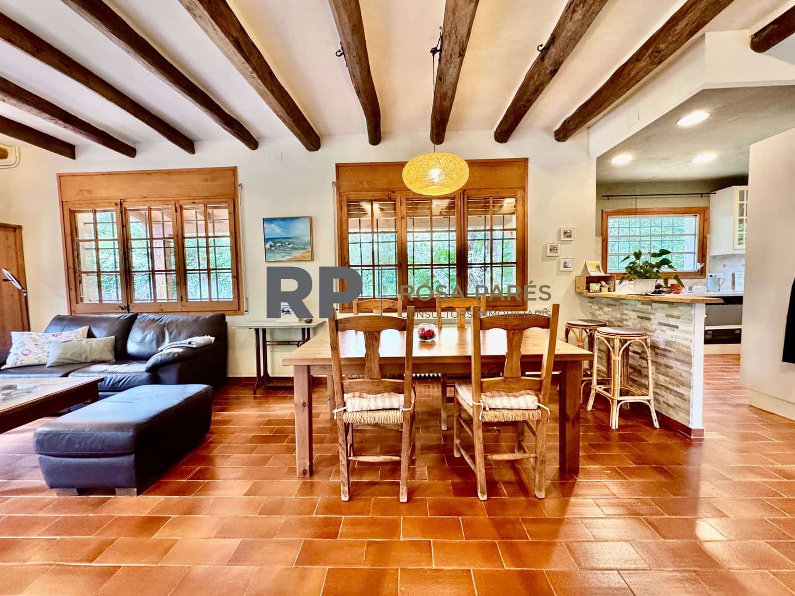 6 soveværelse Villa til salg i Seva med garage - € 570.000 (Ref: 9403677)