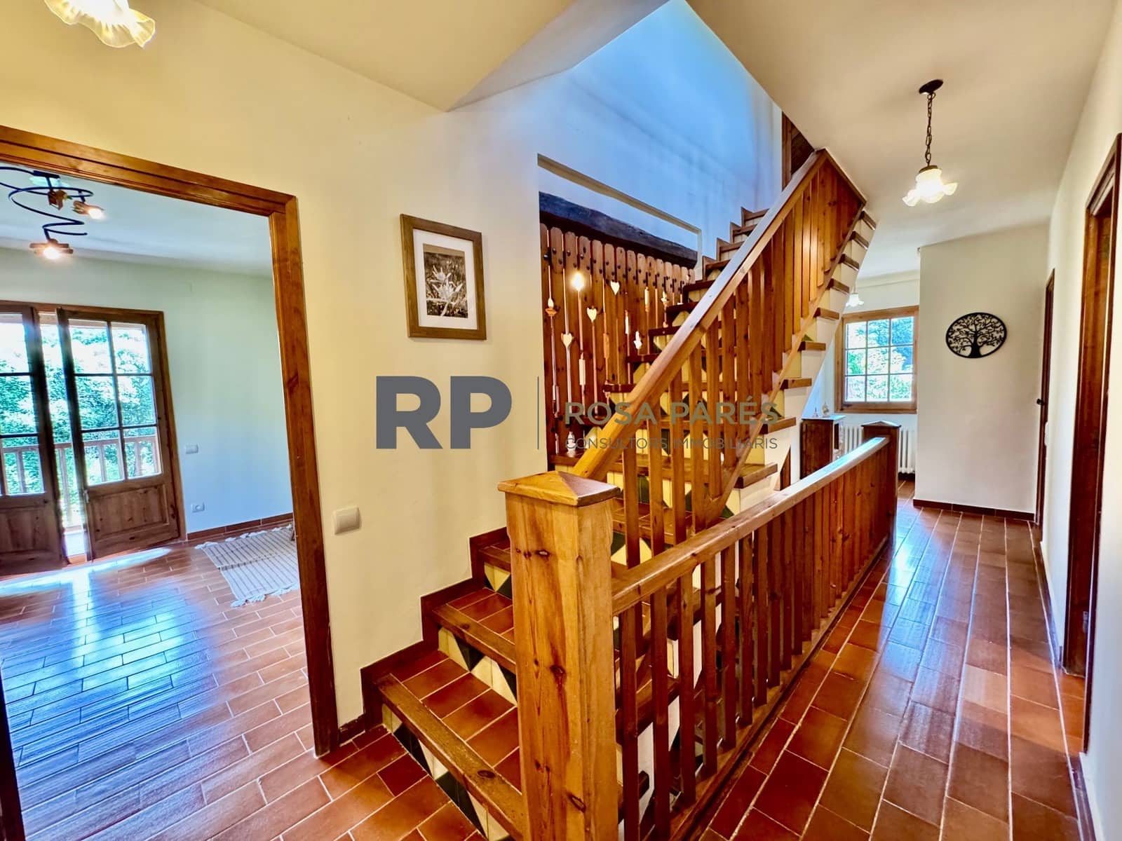 6 soveværelse Villa til salg i Seva med garage - € 570.000 (Ref: 9403677)