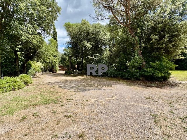 6 soveværelse Villa til salg i Seva med garage - € 570.000 (Ref: 9403677)