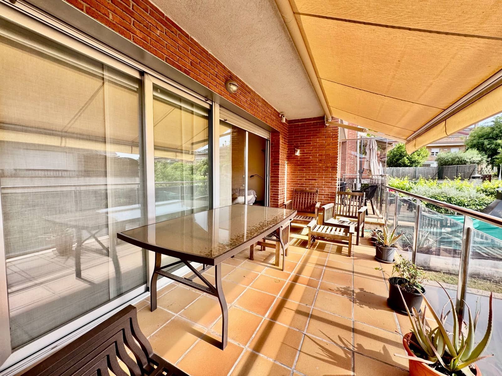 3 soveværelse Villa til salg i Artes med garage - € 350.000 (Ref: 9413076)