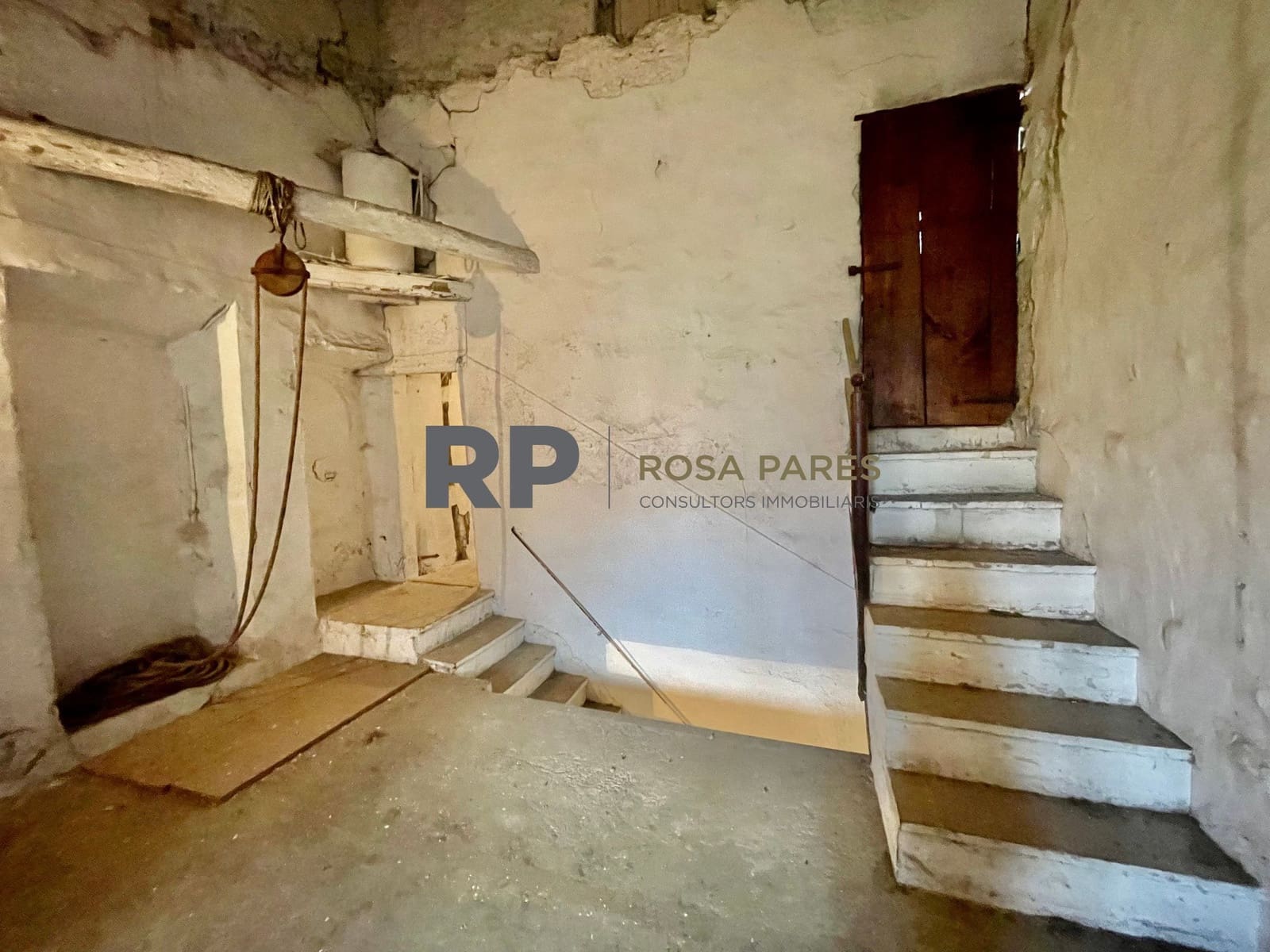 Hus til salgs i Centelles - € 95 000 (Ref: 9413082)