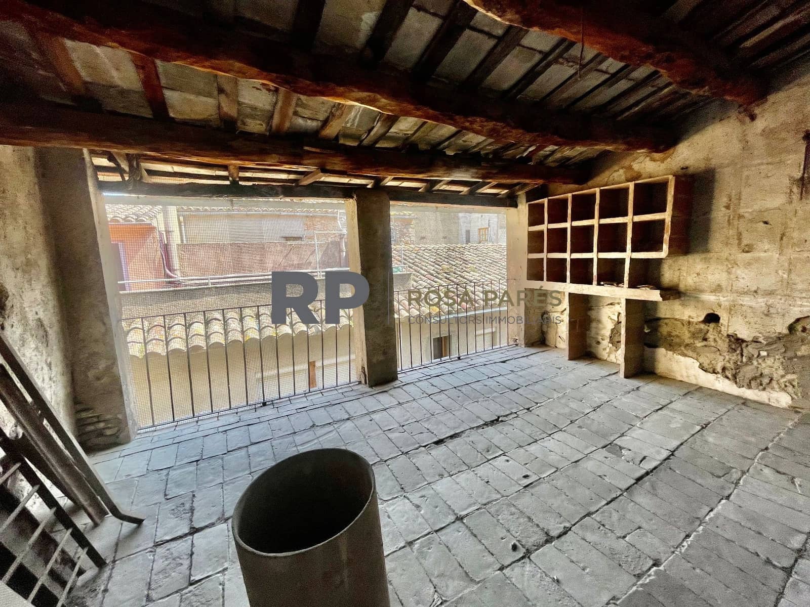 Hus til salgs i Centelles - € 95 000 (Ref: 9413082)