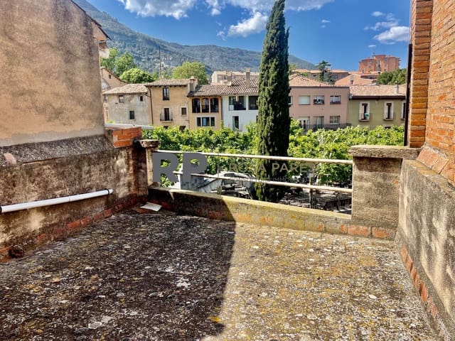 Hus til salgs i Centelles - € 95 000 (Ref: 9413082)