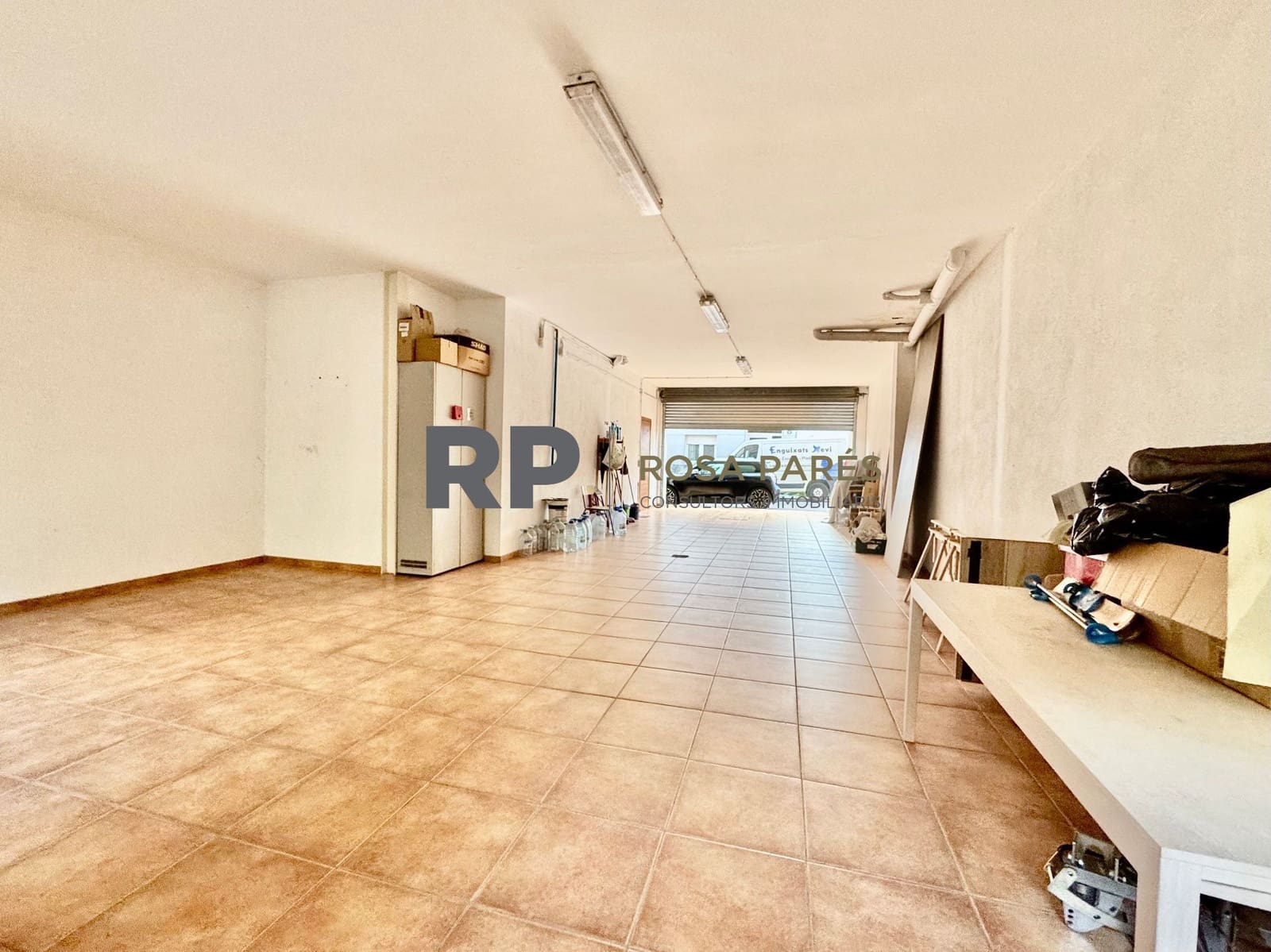 Garaż do wynajęcia w Centelles - 350 € (Ref: 9413084)