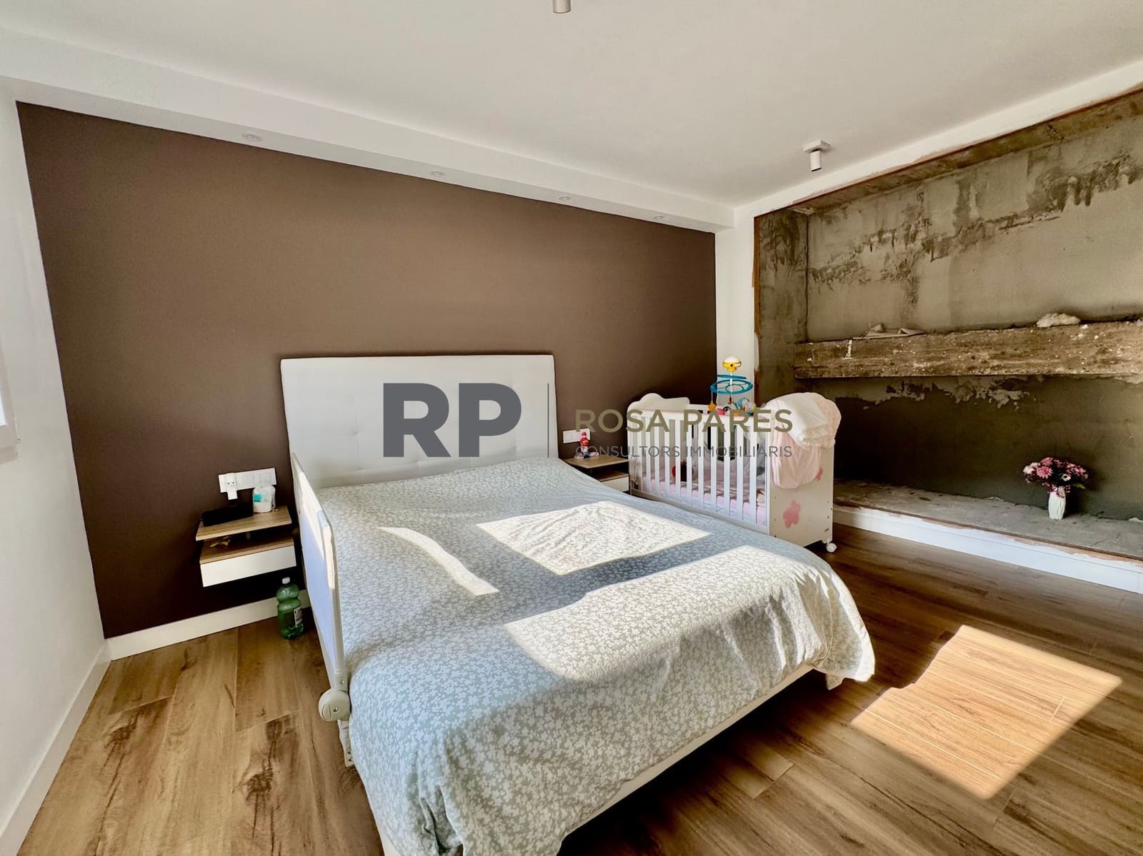 4 soveværelse Villa til salg i Sant Marti de Centelles med garage - € 395.000 (Ref: 9413085)