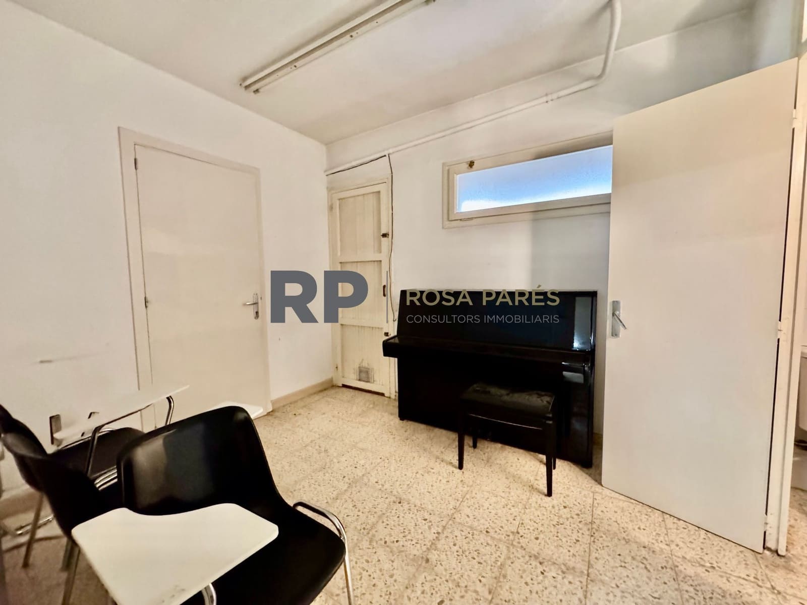 Chalet de 4 habitaciones en Torelló en venta con garaje - 300.000 € (Ref: 9518450)