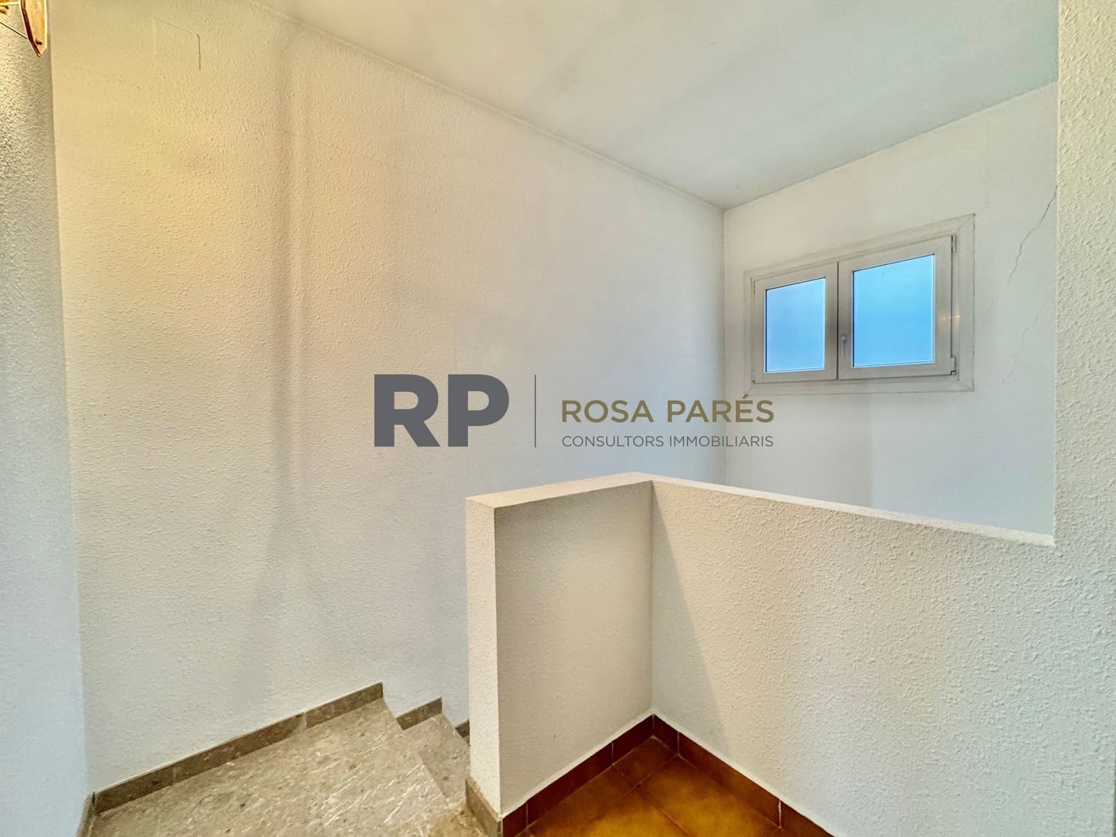 Chalet de 4 habitaciones en Torelló en venta con garaje - 300.000 € (Ref: 9518450)