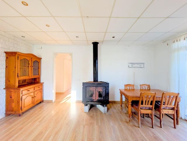 2 soveværelse Villa til salg i Alcanar med swimmingpool - € 144.000 (Ref: 9427926)