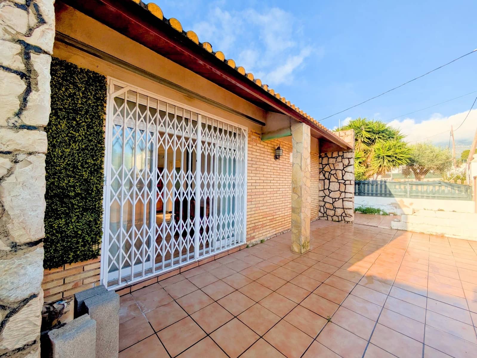 2 soveværelse Villa til salg i Alcanar med swimmingpool - € 144.000 (Ref: 9427926)