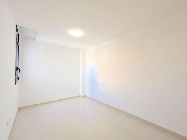 Piso de 3 habitaciones en L'Aldea en venta - 97.000 € (Ref: 9427928)