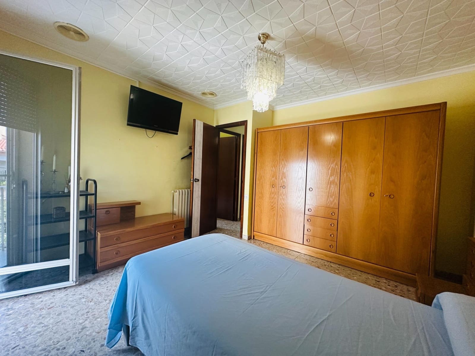 5 soverom Villa til salgs i Masdenverge med garasje - € 274 000 (Ref: 9427930)