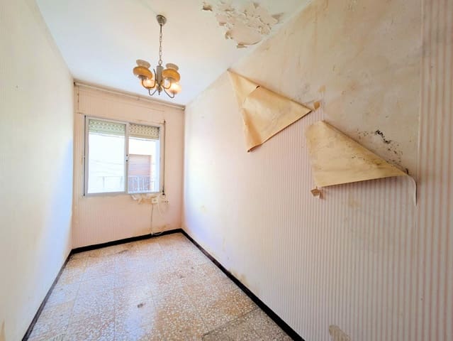 5 makuuhuone Omakotitalo myytävänä paikassa Alcanar mukana 
autotalli - 89 000 € (Ref: 9427932)