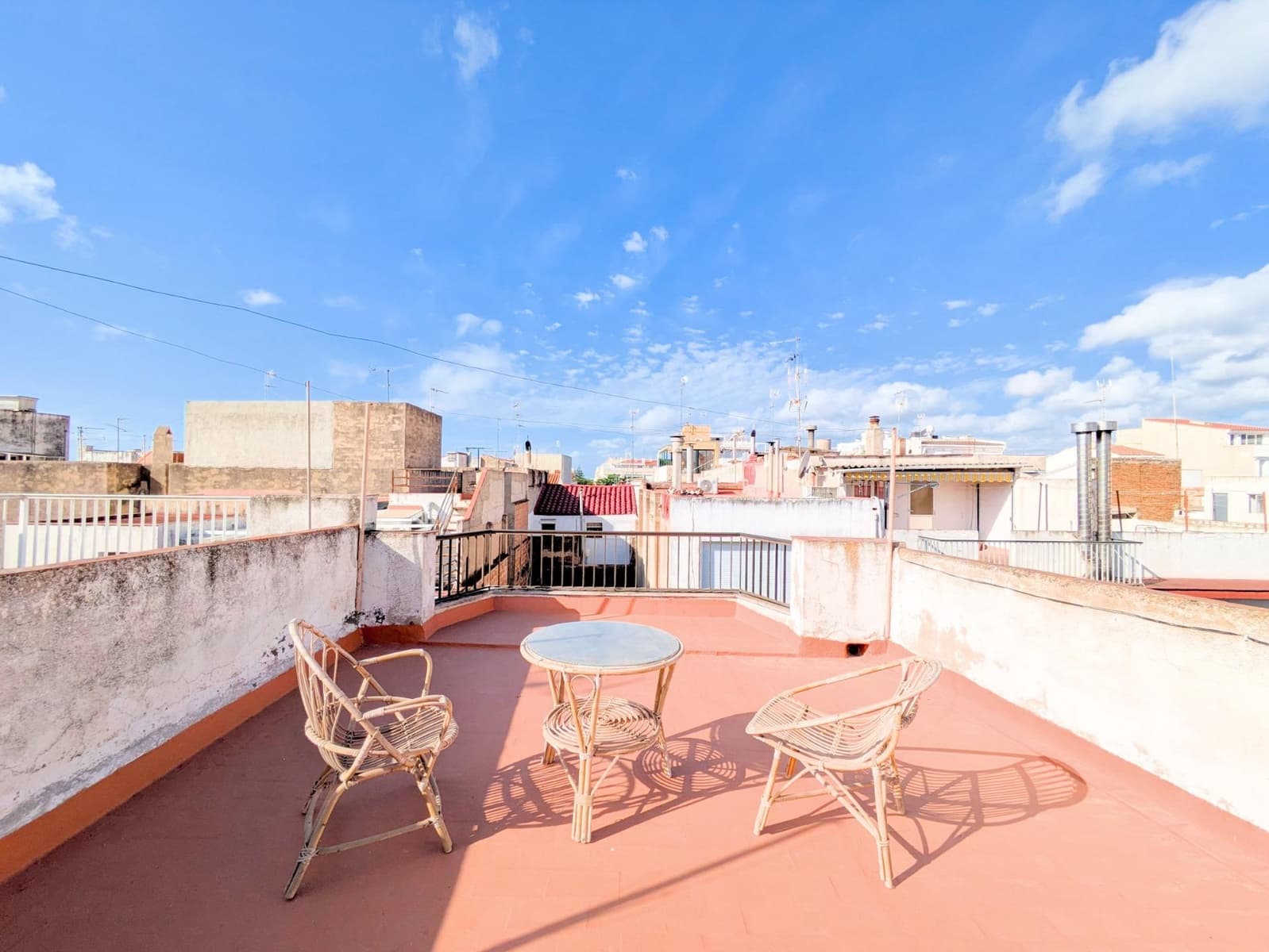 Casa de 6 habitaciones en Alcanar en venta con garaje - 180.000 € (Ref: 9427934)