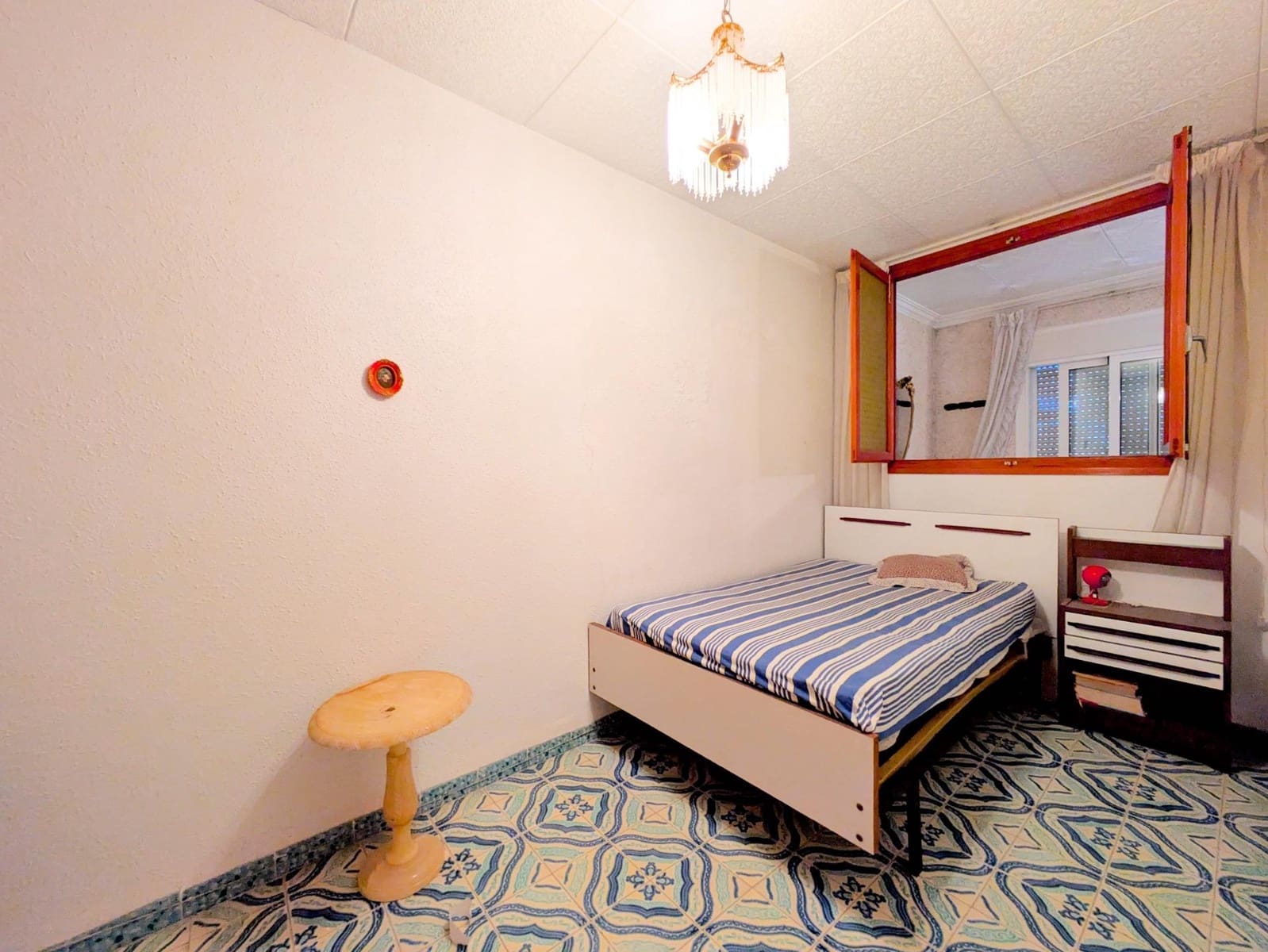 Casa de 6 habitaciones en Alcanar en venta con garaje - 180.000 € (Ref: 9427934)