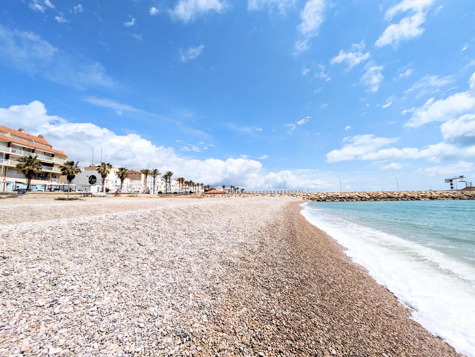 Casa de 6 habitaciones en Alcanar en venta con garaje - 180.000 € (Ref: 9427934)