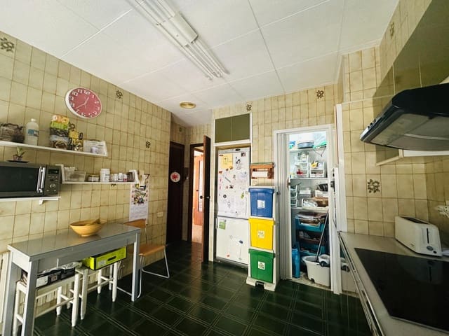 5 soverom Villa til salgs i Masdenverge med garasje - € 274 000 (Ref: 9427936)