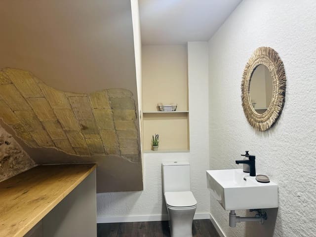 2 soveværelse Byhus til salg i Amposta med garage - € 239.000 (Ref: 9427937)