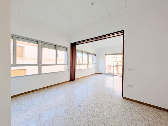 Piso de 4 habitaciones en Alcanar en alquiler - 690 € (Ref: 9427944)