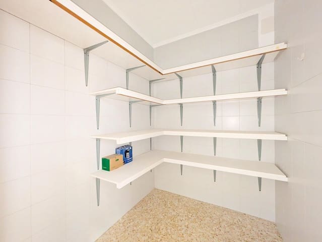 Piso de 4 habitaciones en Alcanar en alquiler - 690 € (Ref: 9427944)