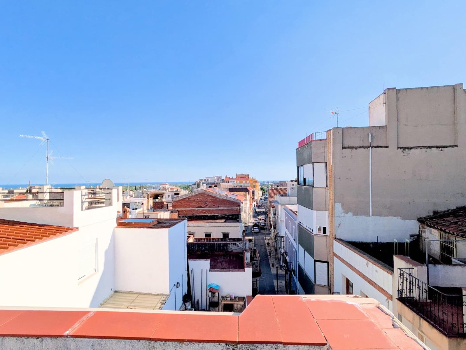 Piso de 4 habitaciones en Alcanar en alquiler - 690 € (Ref: 9427944)