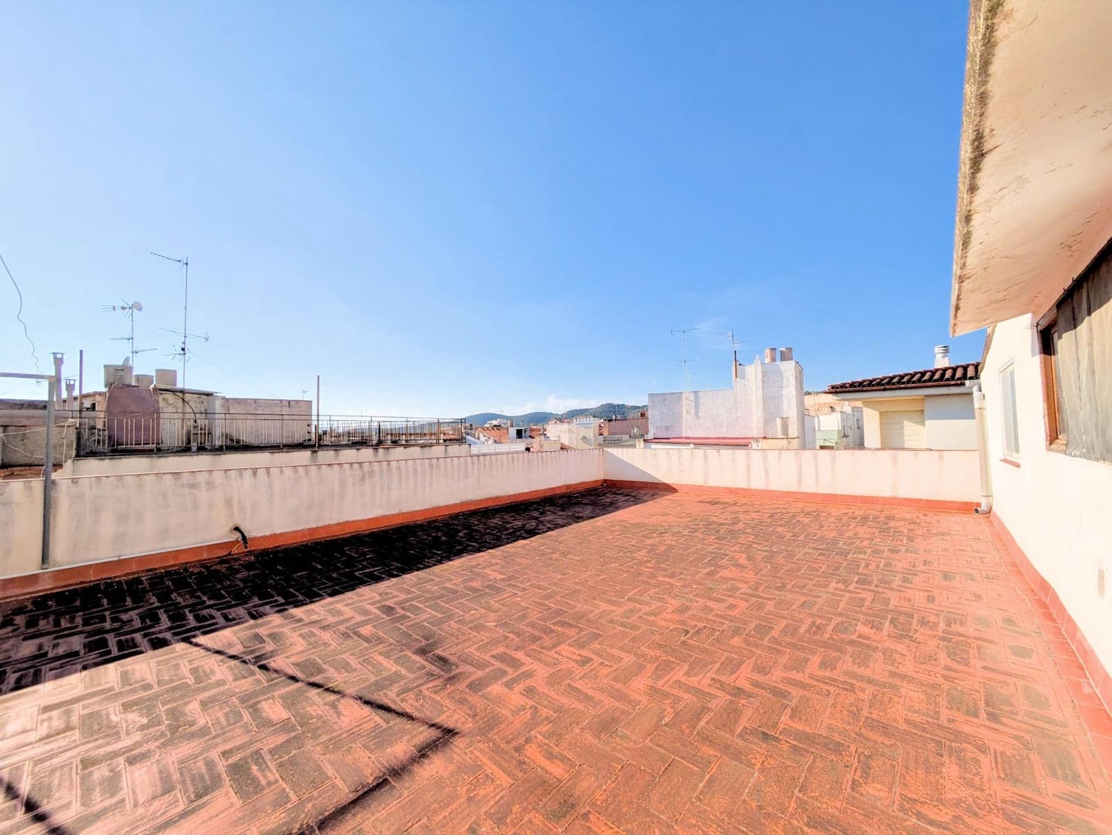 Piso de 4 habitaciones en Alcanar en alquiler - 690 € (Ref: 9427944)